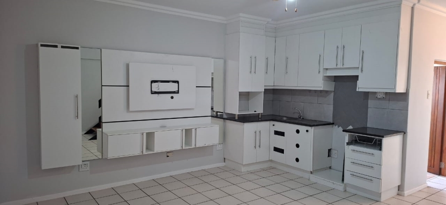 2 Bedroom Property for Sale in Southernwood Eastern Cape